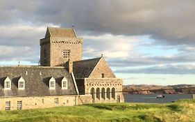 Martyrs Bay Iona